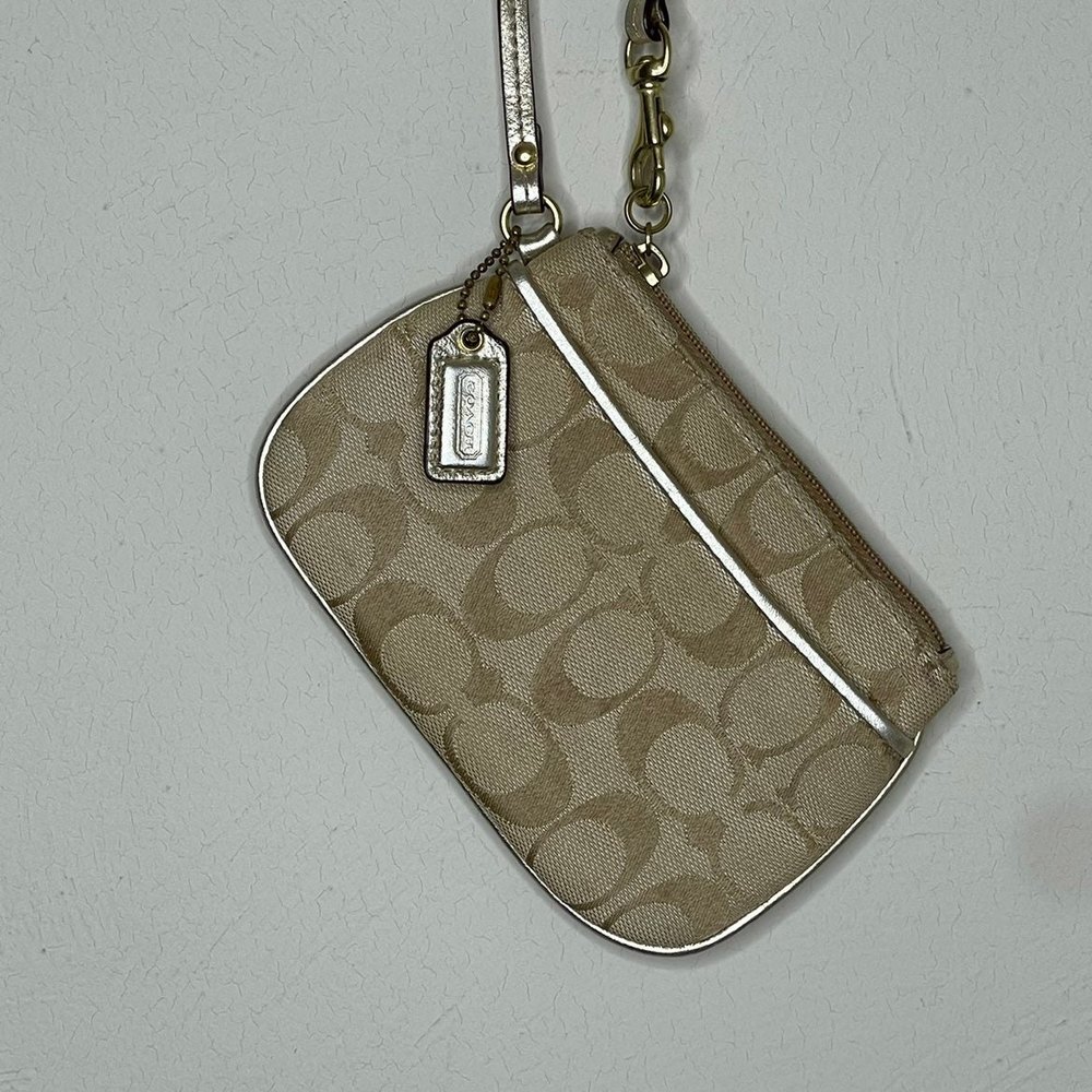 COACH Signature Monogram Small Wristlet Tan Beige - Picture 4 of 12